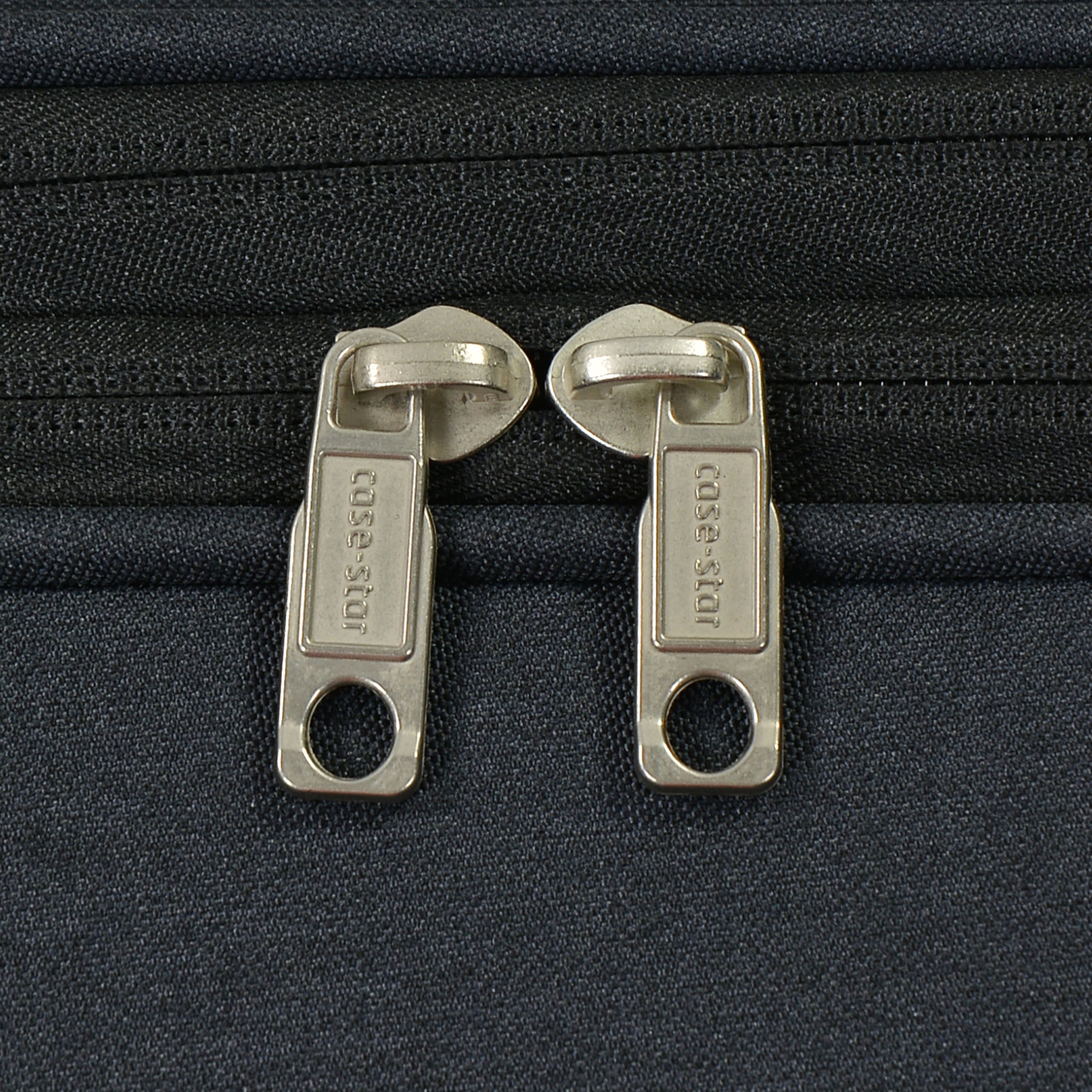 Case-Star Replacement Zipper Puller 557M#807740501P